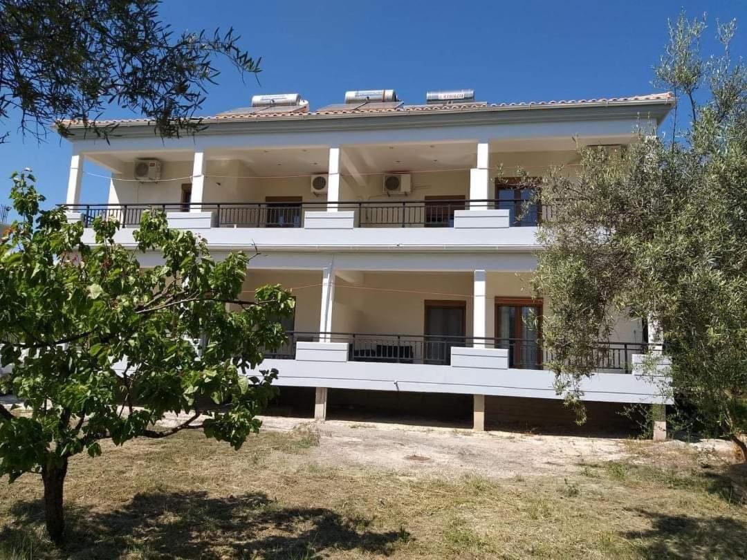 Chris Apartment Vasilikí Dış mekan fotoğraf
