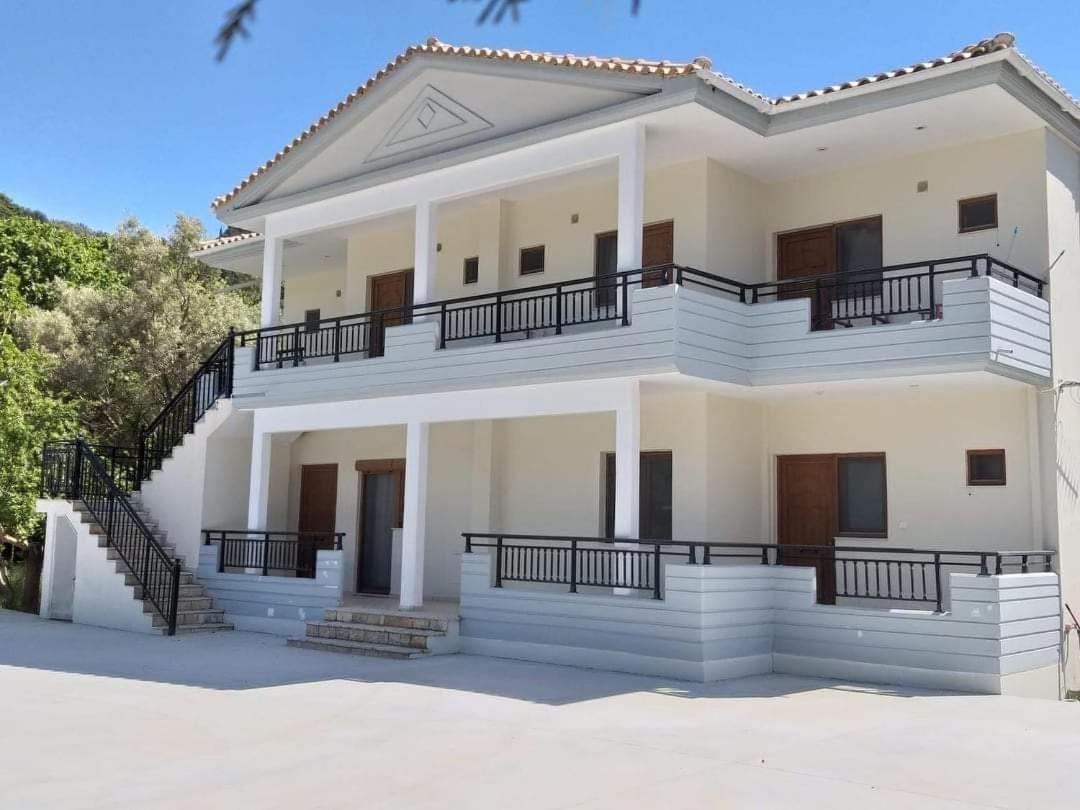 Chris Apartment Vasilikí Dış mekan fotoğraf